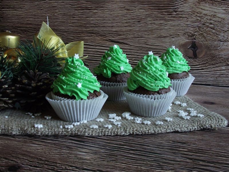 Kakaowe muffiny z nutą piernika - choinki
