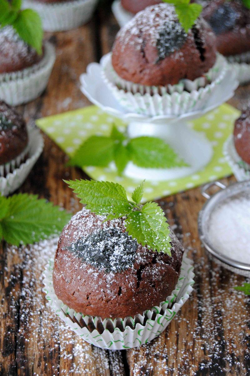 Kakaowe muffiny z pokrzywą Kakaowe muffiny z pokrzywą