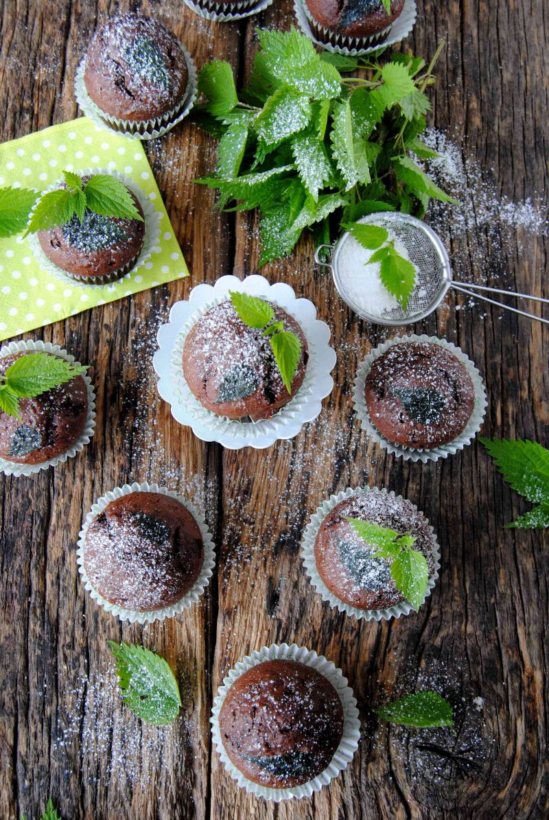 Kakaowe muffiny z pokrzywą Kakaowe muffiny z pokrzywą