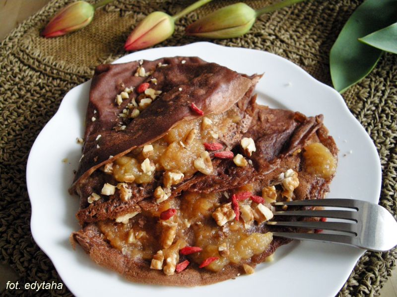 Kakaowe naleśniki z mąki teff i tapioki