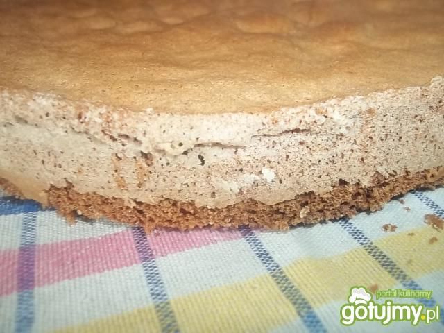 Kakaowy biszkopt z dwóch jajek