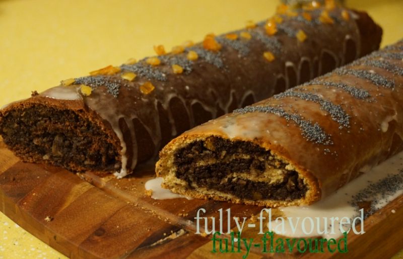 Kakaowy makowiec i jego klasyczna wersja 