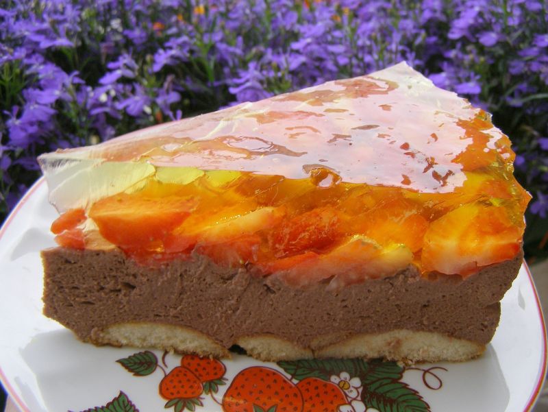 Kakaowy sernik na zimno z truskawkami,galaretką