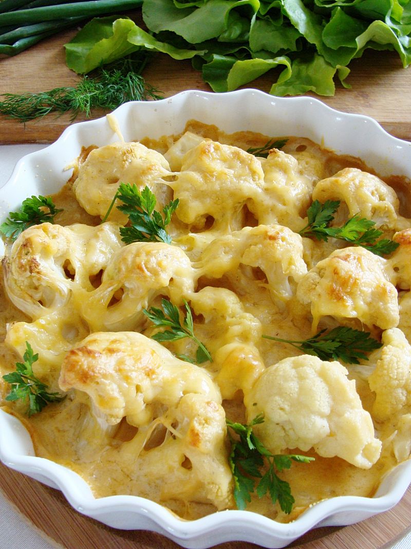 Kalafior pod beszamelem i oscypkiem