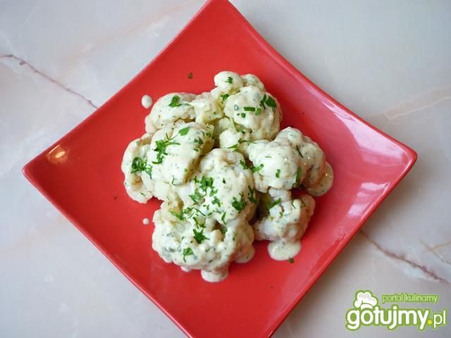 Kalafior w czosnkowym sosie Kalafior w czosnkowym sosie