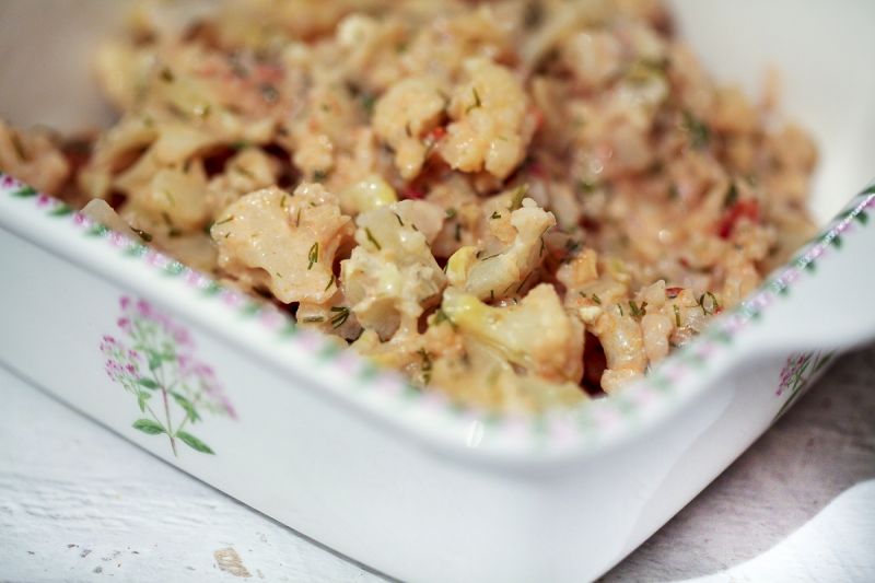 Kalafior w sosie koperkowym  Kalafior w sosie koperkowym