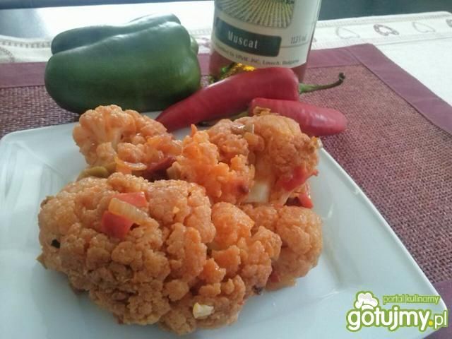 Kalafior w sosie pomidorowo-winnym Kalafior w sosie pomidorowo-winnym
