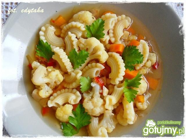 Kalafiorowa trącona papryką Kalafiorowa trącona papryką