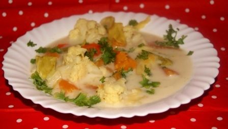 Kalafiorowa z patatami Kalafiorowa z patatami