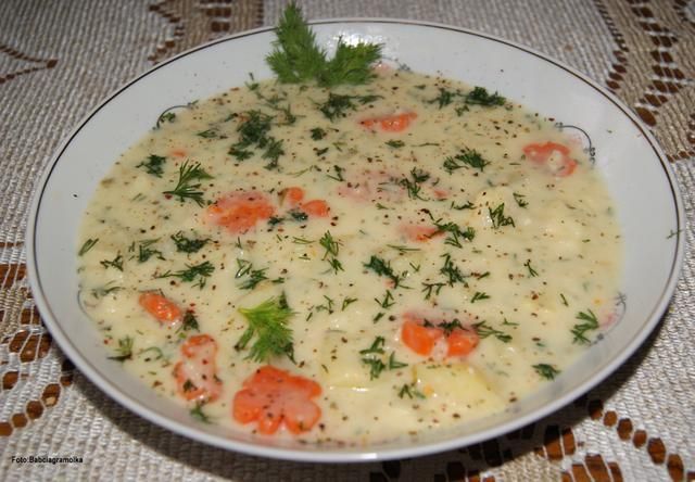 Kalafiorowa z serkiem :     Kalafiorowa z serkiem :