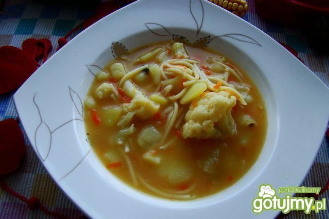 Kalafiorowa z ziemniaczkami Kalafiorowa z ziemniaczkami