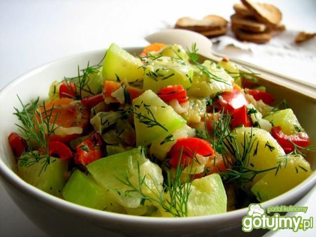 Kalarepka duszona z dodatkami  Kalarepka duszona z dodatkami