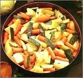 Kalarepka z marchewką i cukinią