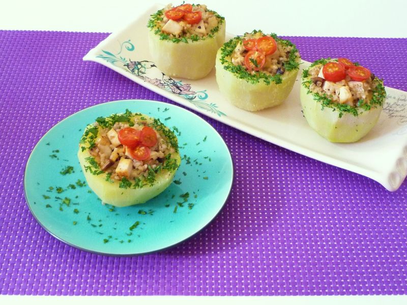 Kalarepki nadziewane kaszą i mięsem