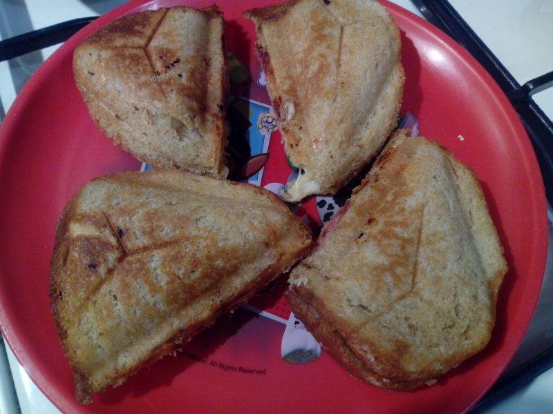 Kanapki z opiekacza Kanapki z opiekacza