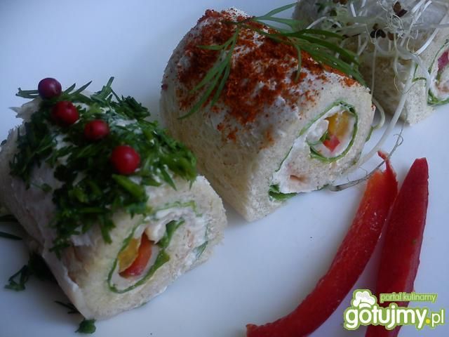 Kanapki zawijane z szynką