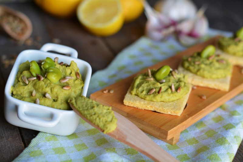 Kanapkowa pasta z bobu