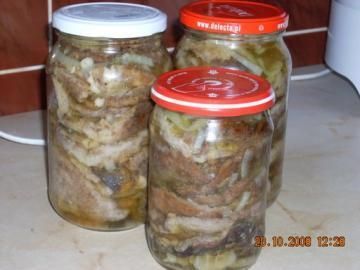 Kanie w kwaśnej zalewie  Kanie w kwaśnej zalewie