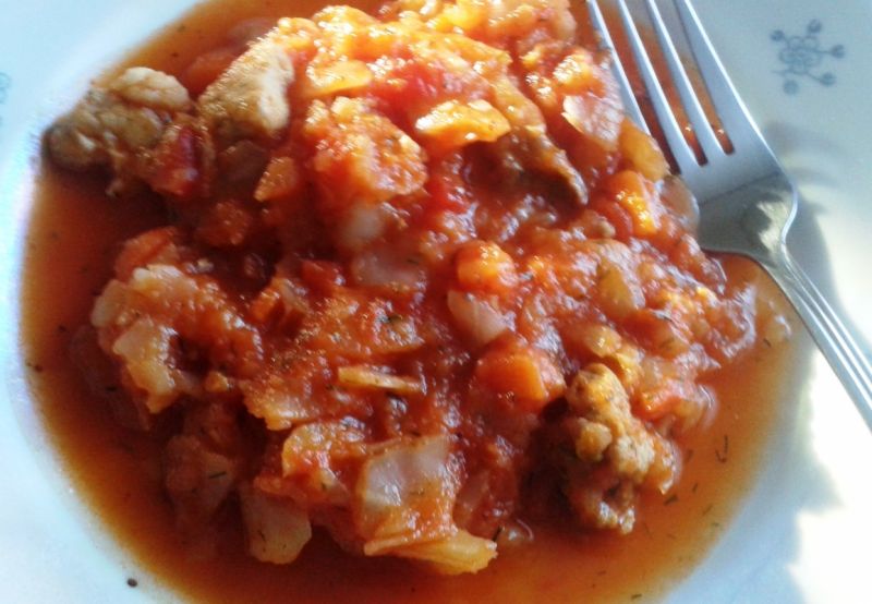 Kapucha w pomidorach Kapucha w pomidorach