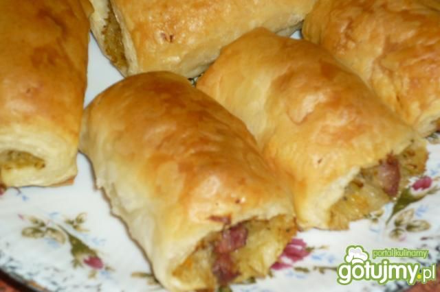 Kapuśniaczki w cieście francuskim