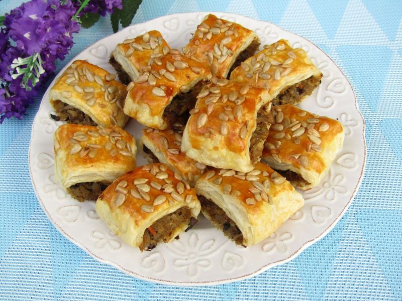 Kapuśniaczki z pieczarkami, kapustą, słonecznikiem