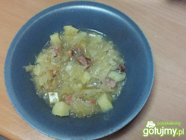 Kapuśniak na wędzonych żeberkach 2