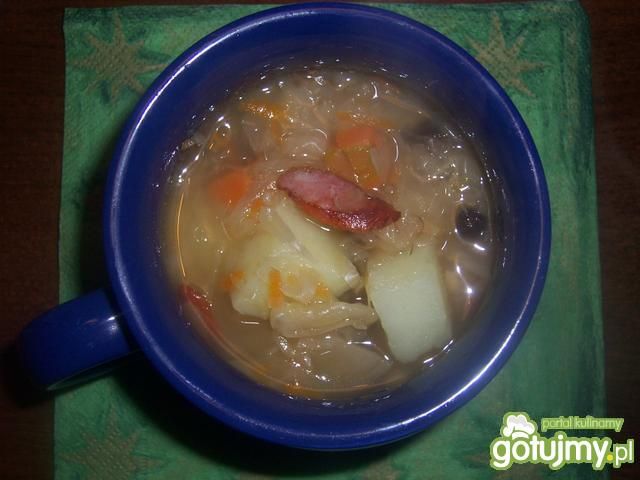 Kapuśniak z kiełbaską
