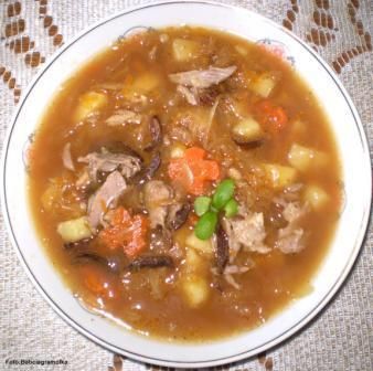 Kapuśniak z kiszonej kapusty – zwyczajny