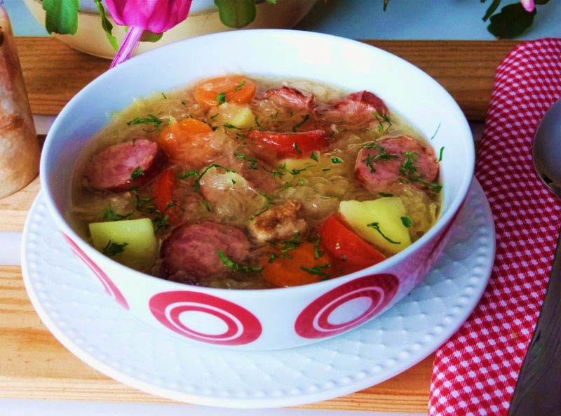 Kapuśniak z mięsem i papryką Kapuśniak z mięsem i papryką