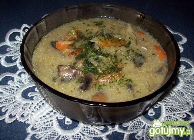 Kapuśniak z pieczarkami
