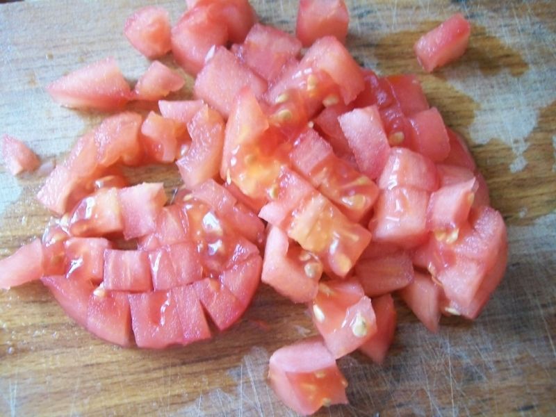 Kapuśniak z pomidorem i koperkiem