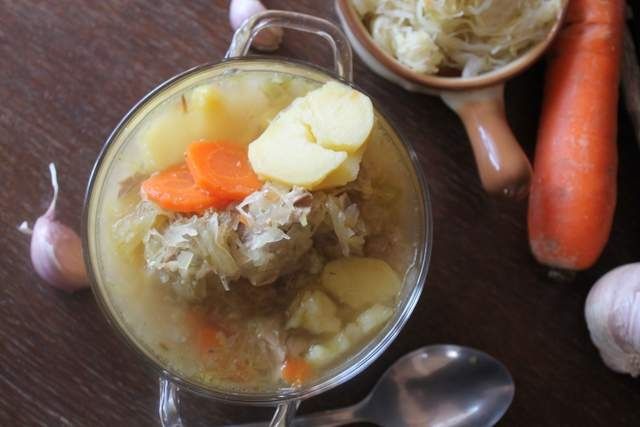 Kapuśniak - zupa lub danie jednogarnkowe