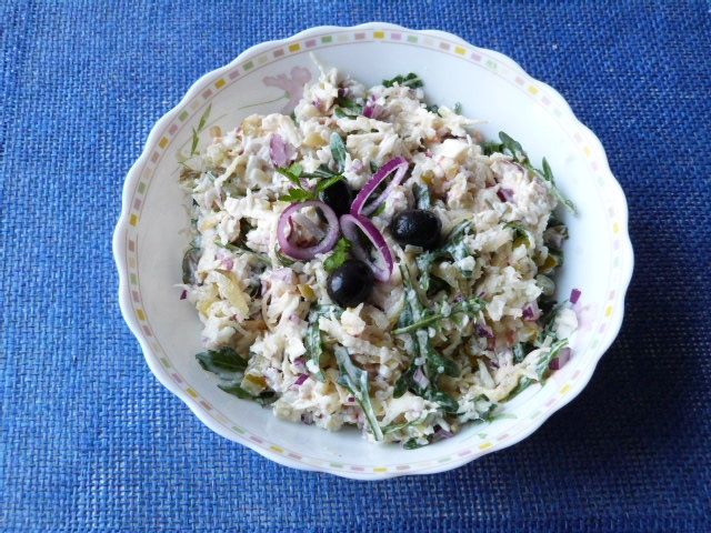 Kapusta biała z rukolą i dynią makaronową