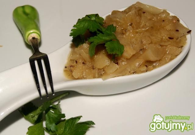 Kapusta duszona kminkowo-miodowa