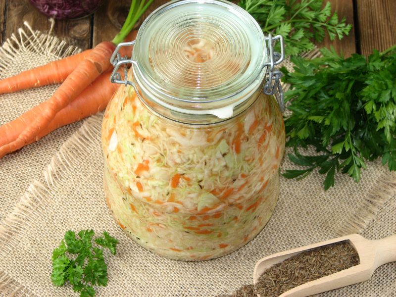 Kapusta kiszona w słoikach