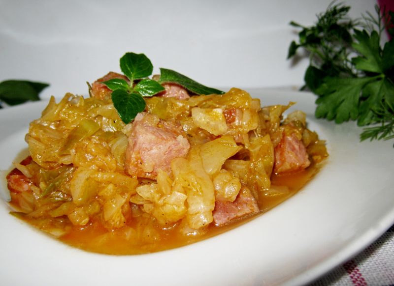 Kapusta na pomidorowo do obiadu  Kapusta na pomidorowo do obiadu