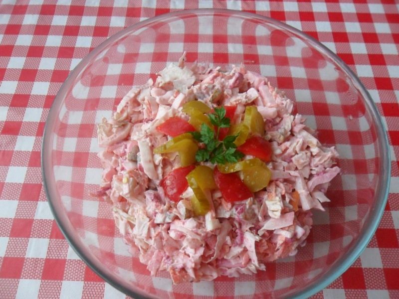 Kapusta pekińska na różowo Kapusta pekińska na różowo