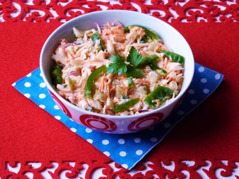 Kapusta pekińska z marchewką i gruszką Kapusta pekińska z marchewką i gruszką