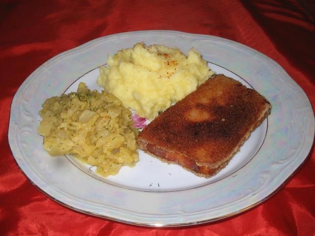 Kapusta wloska z mortadela i ziemniakami