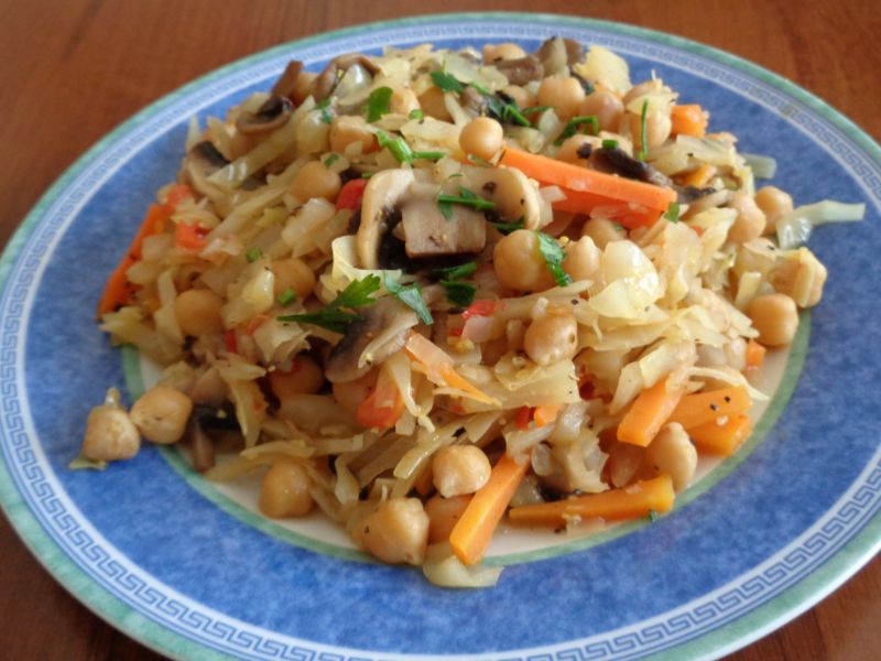 Kapusta z cieciorką