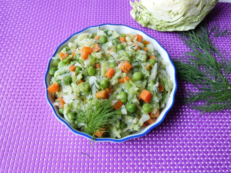 Kapusta z groszkiem i marchewką Kapusta z groszkiem i marchewką