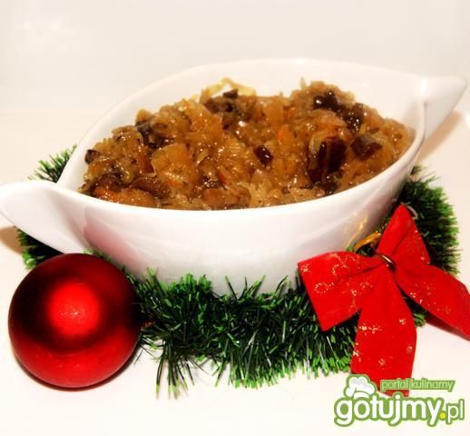 Kapusta z grzybami na oleju orzechowym Kapusta z grzybami na oleju orzechowym