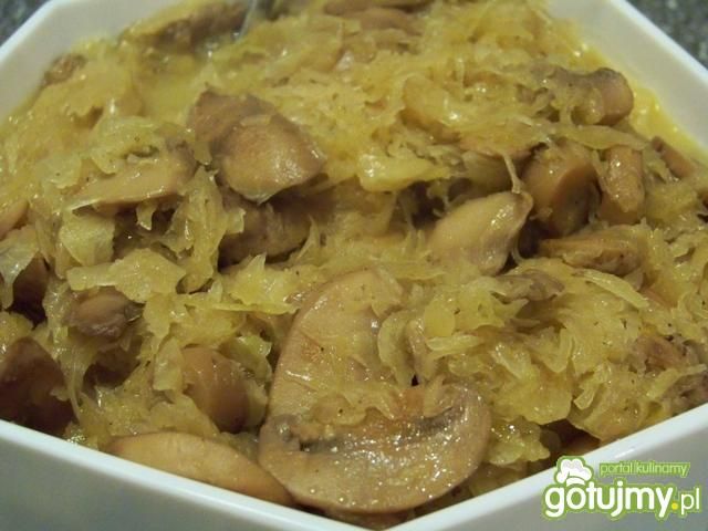 Kapusta z pieczarkami  