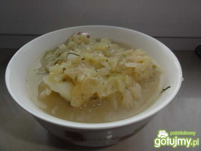 Kapusta zaprawiana śmietaną