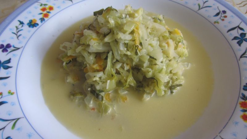 Kapusta ze śmietaną Kapusta ze śmietaną