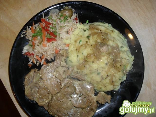 Karczek duszony z cebulą Karczek duszony z cebulą