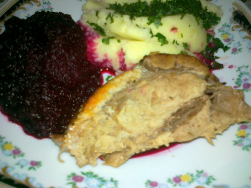 Karczek pieczony w sosie własnym