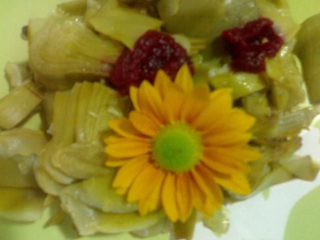 Karczochy z czosnkiem