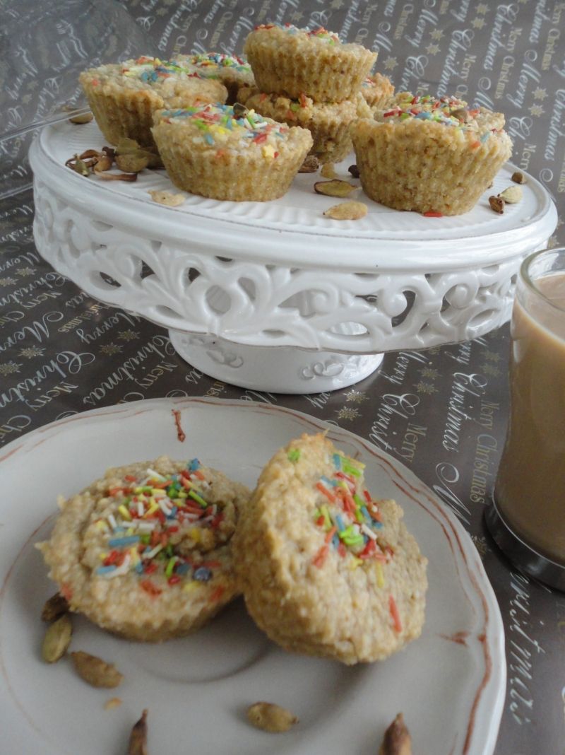 Kardamonowo-kokosowe babeczki bez mąki Kardamonowo-kokosowe babeczki bez mąki