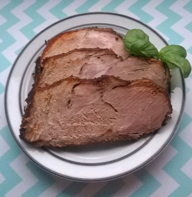 Karkówka pieczona w przyprawach